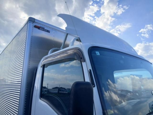 Isuzu ELF TRUCK 2023-02 8311089-9