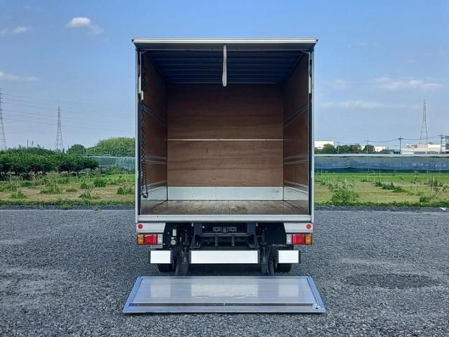 Isuzu ELF TRUCK 2023-02 8311089-21