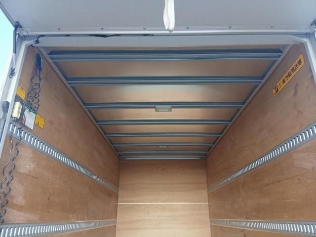 Isuzu ELF TRUCK 2023-02 8311089-23