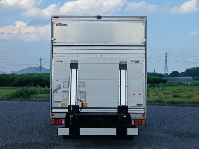 Isuzu ELF TRUCK 2023-02 8311089-5