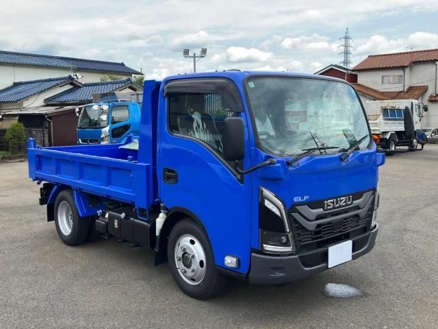 Isuzu ELF TRUCK 2025-03 8311087-1