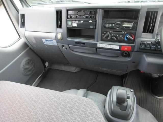 Isuzu ELF TRUCK 2018-02 8311104-11