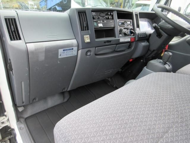Isuzu ELF TRUCK 2018-02 8311104-16
