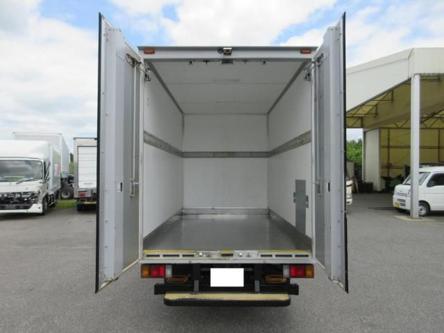 Isuzu ELF TRUCK 2018-02 8311104-20