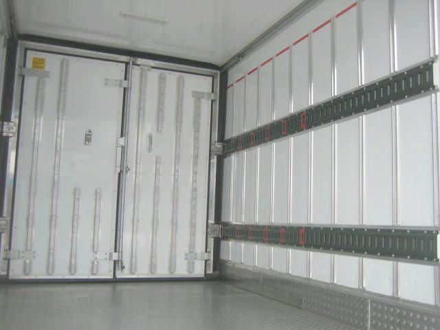 Isuzu ELF TRUCK 2019-02 8311095-9