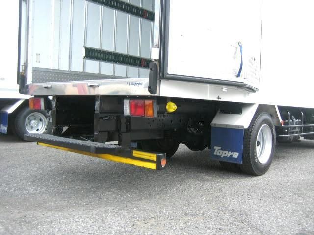 Isuzu ELF TRUCK 2019-02 8311095-17
