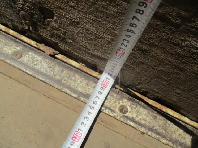 Isuzu ELF TRUCK 2000-02 8311103-26