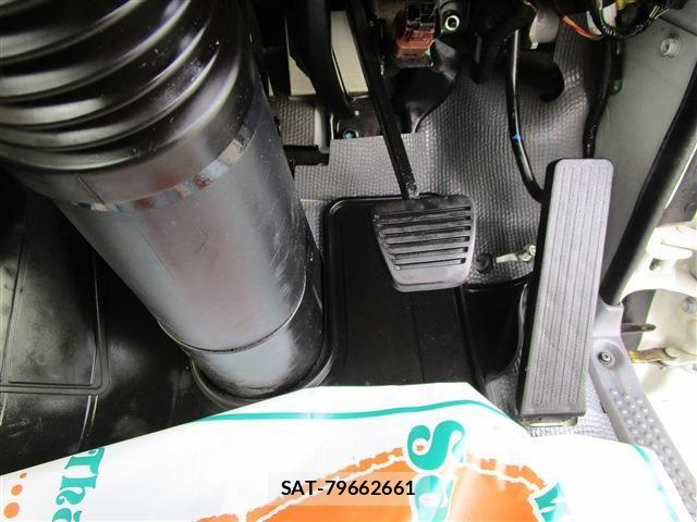 Isuzu ELF TRUCK 2019-06 8314310-12