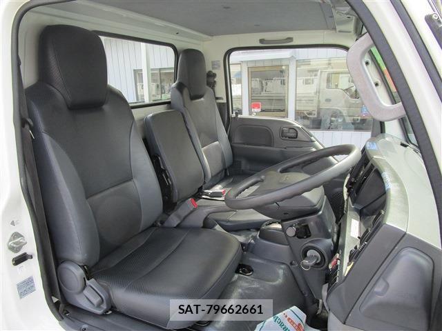 Isuzu ELF TRUCK 2019-06 8314310-13