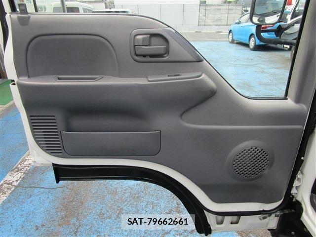 Isuzu ELF TRUCK 2019-06 8314310-21