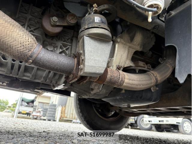 Isuzu ELF TRUCK 2005-03 8335707-13