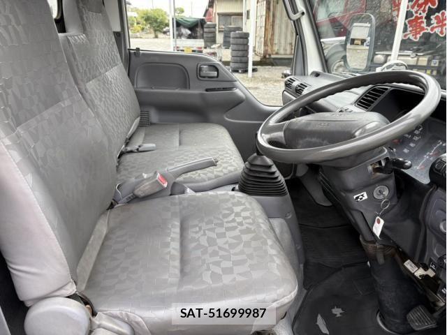 Isuzu ELF TRUCK 2005-03 8335707-15