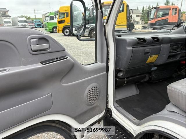 Isuzu ELF TRUCK 2005-03 8335707-18