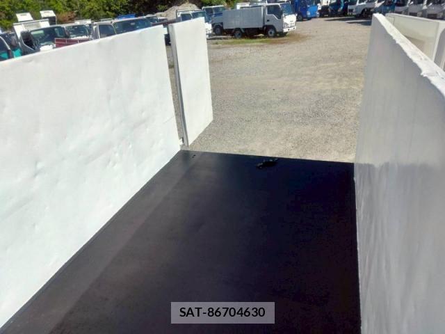 Isuzu ELF TRUCK 2009-11 8335693-22