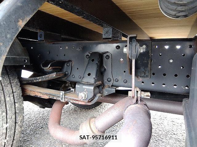 Isuzu ELF TRUCK 2008-06 8335686-16