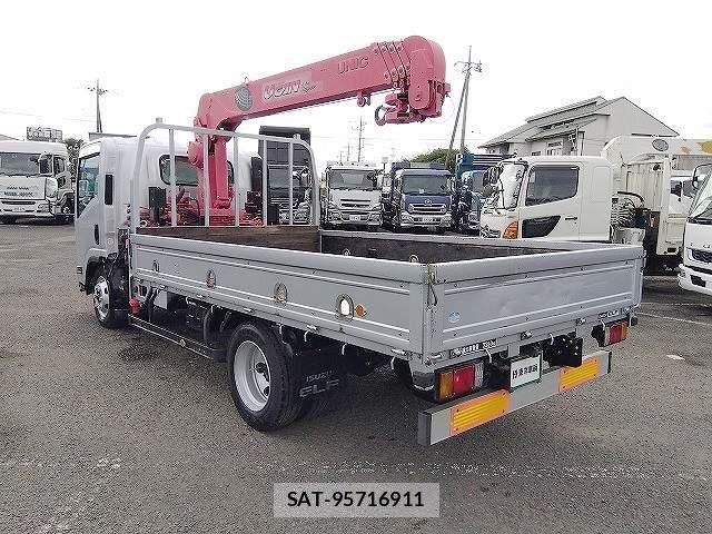 Isuzu ELF TRUCK 2008-06 8335686-3