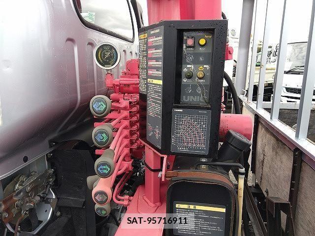 Isuzu ELF TRUCK 2008-06 8335686-6