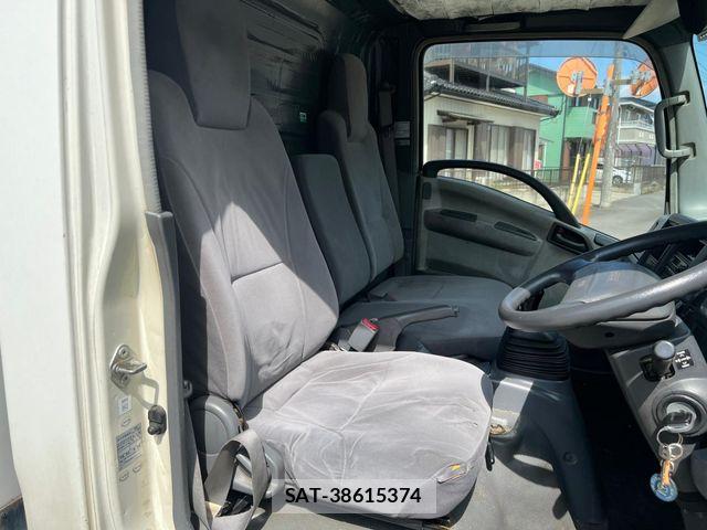 Isuzu ELF TRUCK 2009-07 8335711-13