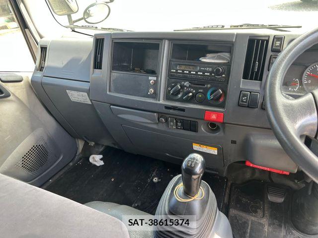 Isuzu ELF TRUCK 2009-07 8335711-6