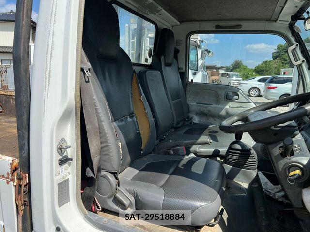 Isuzu ELF TRUCK 2007-04 8335716-12