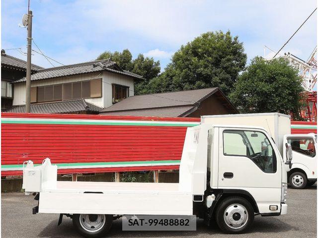 Isuzu ELF TRUCK 2011-05 8335703-9