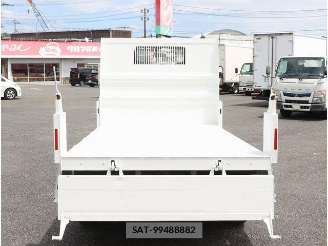 Isuzu ELF TRUCK 2011-05 8335703-12