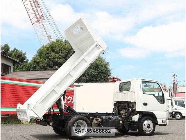 Isuzu ELF TRUCK 2011-05 8335703-16