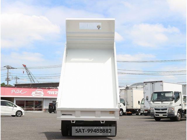Isuzu ELF TRUCK 2011-05 8335703-17
