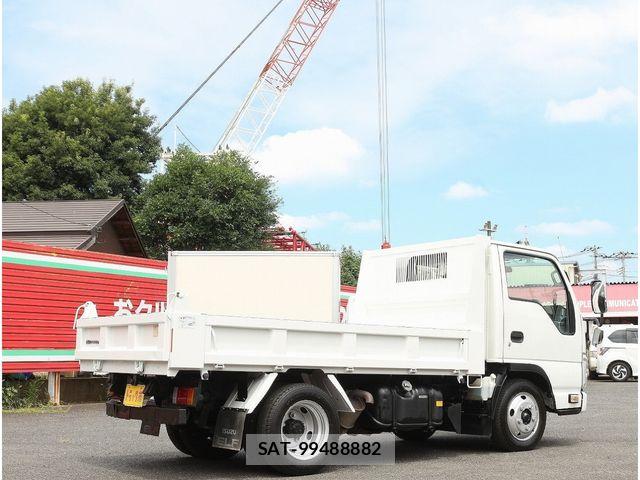 Isuzu ELF TRUCK 2011-05 8335703-5