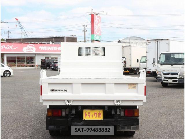 Isuzu ELF TRUCK 2011-05 8335703-6