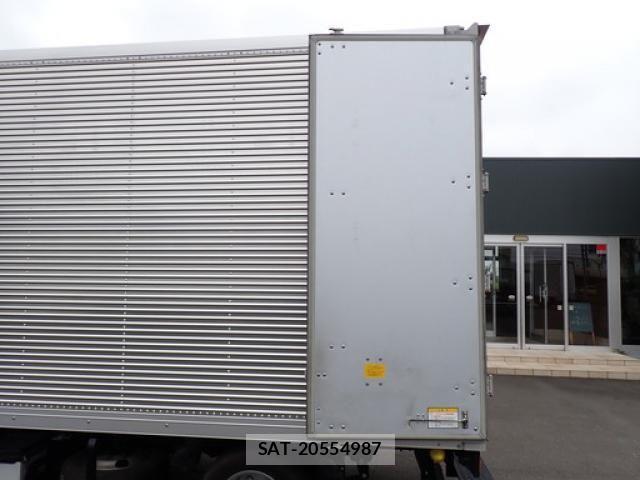 Isuzu ELF TRUCK 2023-09 8335683-12