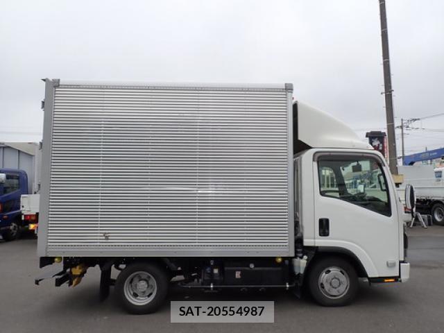 Isuzu ELF TRUCK 2023-09 8335683-3