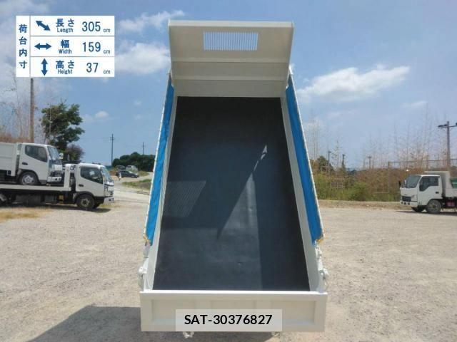 Isuzu ELF TRUCK 2013-11 8335696-20