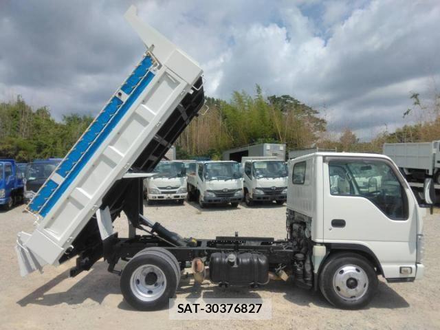 Isuzu ELF TRUCK 2013-11 8335696-22