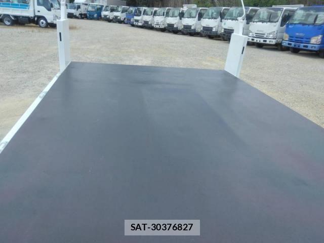 Isuzu ELF TRUCK 2013-11 8335696-26