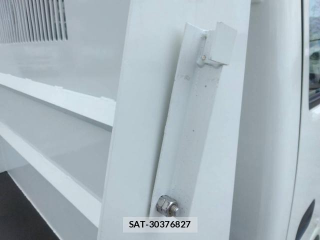 Isuzu ELF TRUCK 2013-11 8335696-27