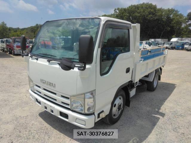 Isuzu ELF TRUCK 2013-11 8335696-3