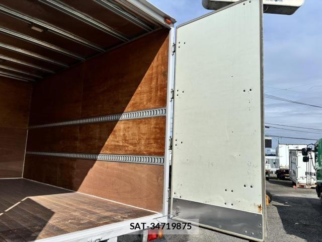 Isuzu ELF TRUCK 2015-03 8335697-11