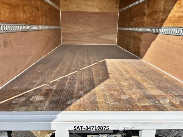 Isuzu ELF TRUCK 2015-03 8335697-12