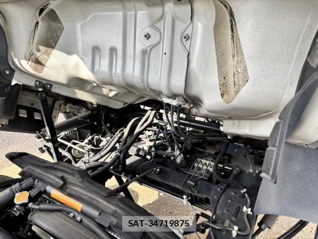 Isuzu ELF TRUCK 2015-03 8335697-26