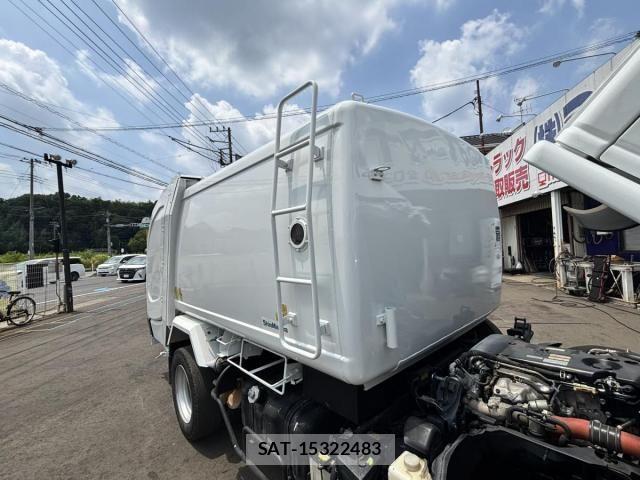Isuzu ELF TRUCK 2014-09 8335685-10