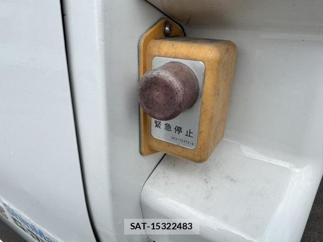 Isuzu ELF TRUCK 2014-09 8335685-14