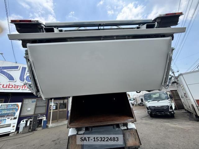 Isuzu ELF TRUCK 2014-09 8335685-24