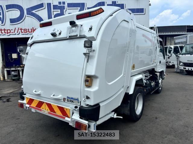 Isuzu ELF TRUCK 2014-09 8335685-4