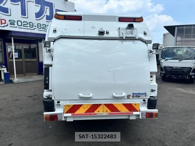 Isuzu ELF TRUCK 2014-09 8335685-5