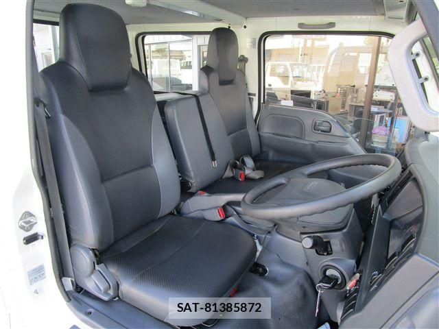 Isuzu ELF TRUCK 2019-08 8335690-13