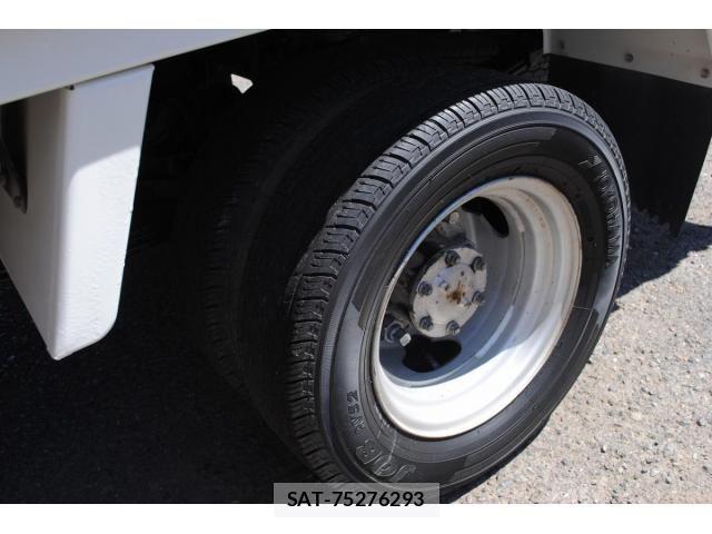 Isuzu ELF TRUCK 2009-09 8335708-20