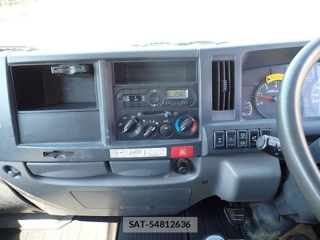 Isuzu ELF TRUCK 2015-09 8335689-14