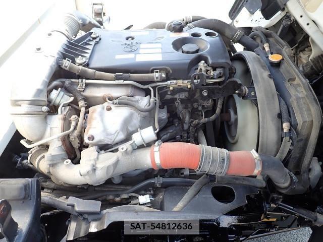 Isuzu ELF TRUCK 2015-09 8335689-22