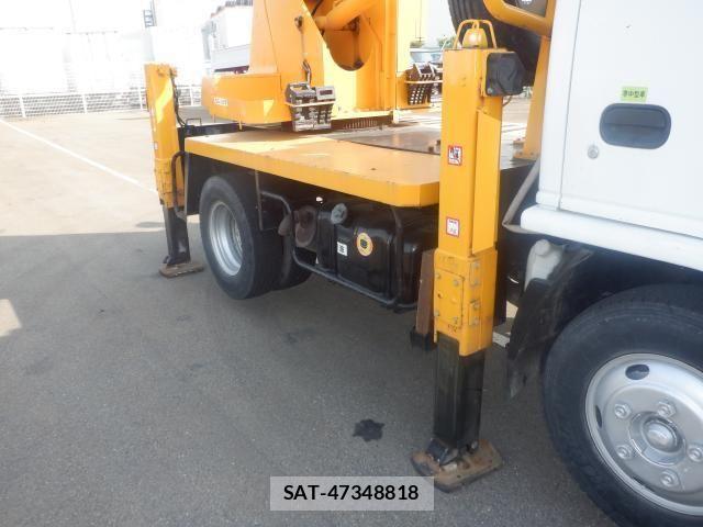 Isuzu ELF TRUCK 2010-06 8335704-9